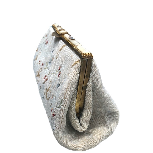 VINTAGE DOFAN MADE IN FRANCE BEADED CLUTCH - Picture 6 of 16